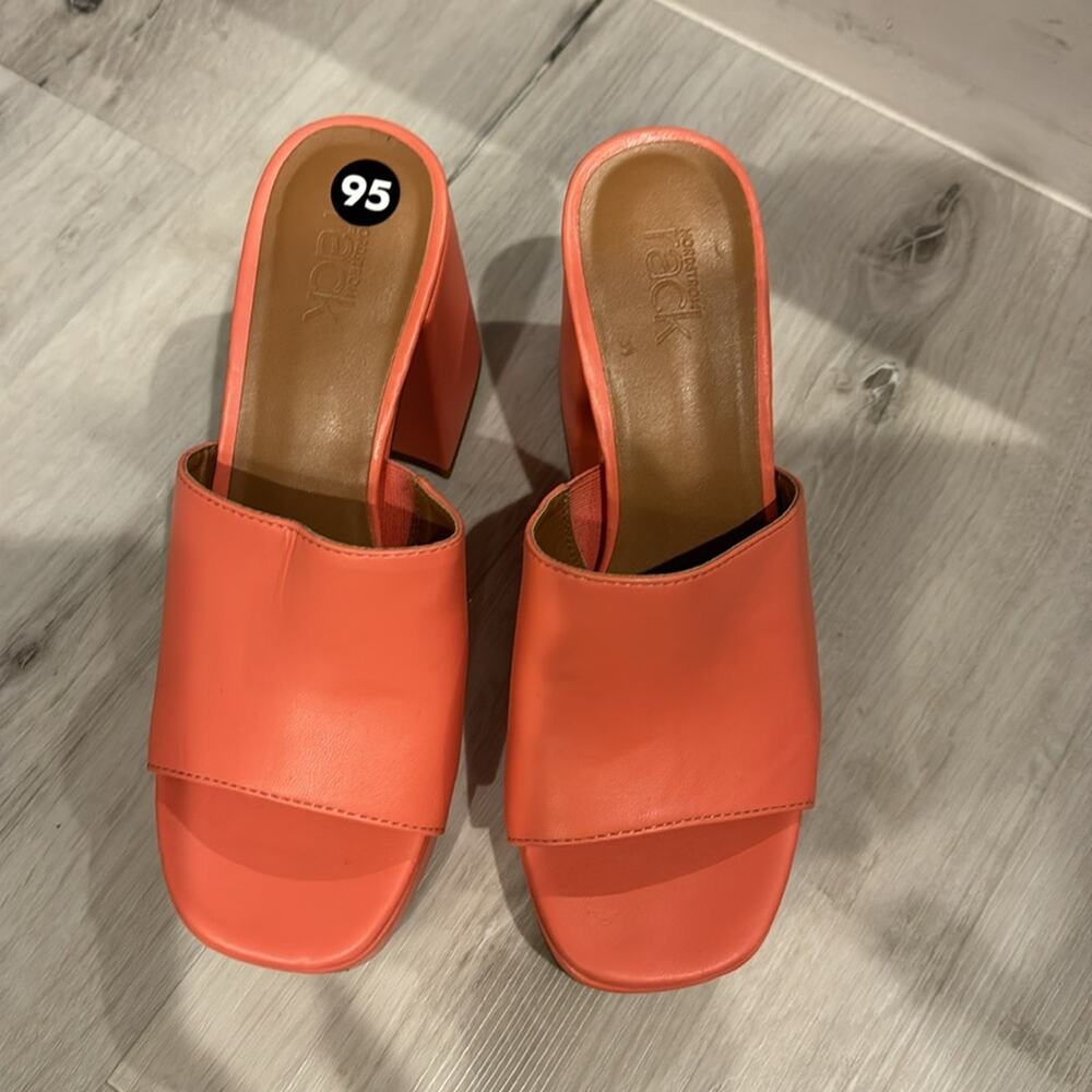 Nordstrom NWT block heel Slides Platform Sandals in Coral Bisque. - Picture 5 of 8